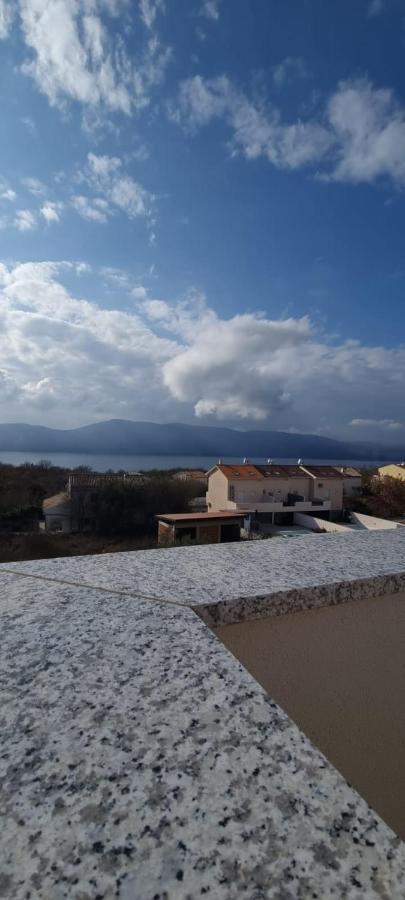 Apartmani Lanterna Krk Town Exterior foto